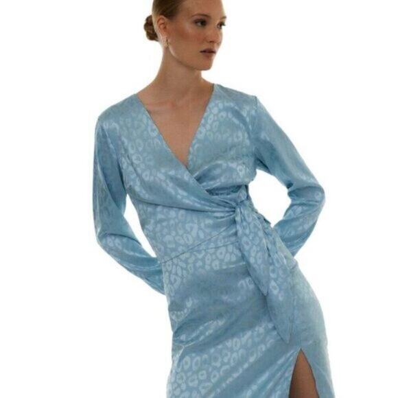 Something New Mia Satin Long Sleeve Wrap Top Blue Size Large NWOT $40 MSRP - Picture 1 of 8